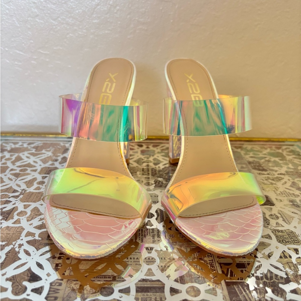 X2B Holographic Heels